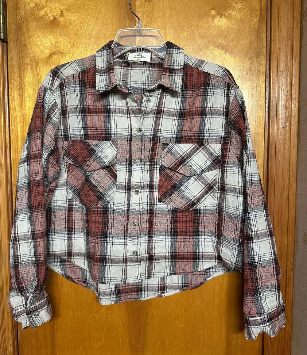 Love Notes Women's Long Sleeve Button Up Plaid Flannel Shirt crop style